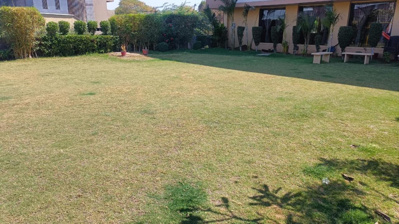 Hotel Shivalik - Mehsana Mahesana Экстерьер фото
